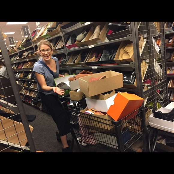 Meet your Posher - Picture 2 of 2